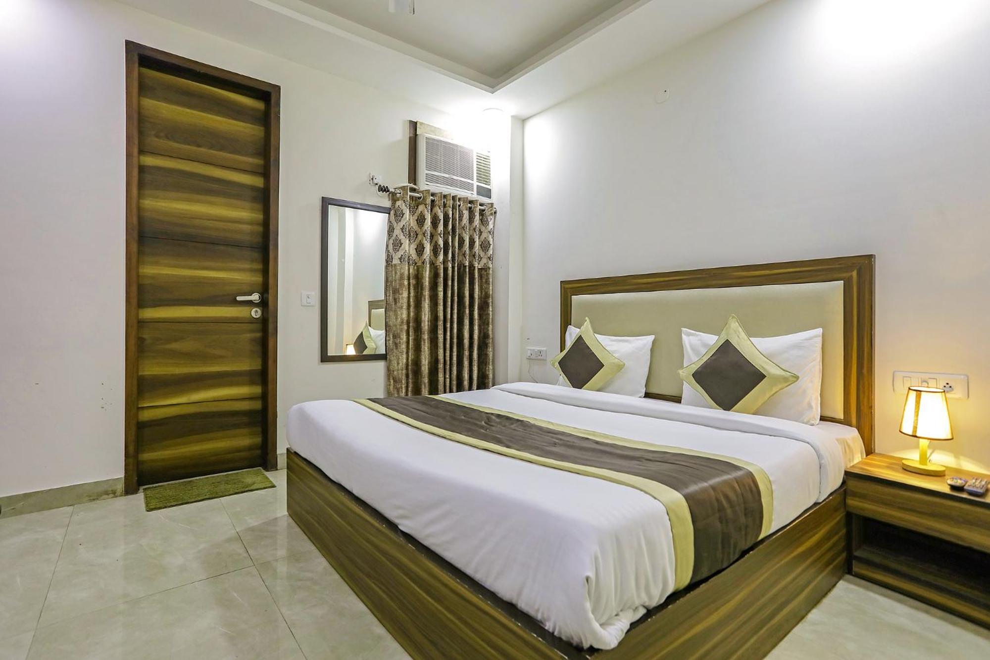 Fabhotel White House Bnb - Nr Yashobhoomi Convention Centre Dillí Exteriér fotografie