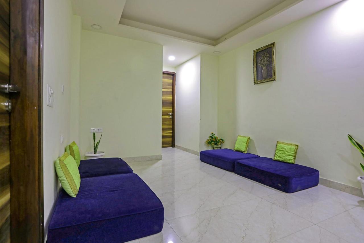 Fabhotel White House Bnb - Nr Yashobhoomi Convention Centre Dillí Exteriér fotografie